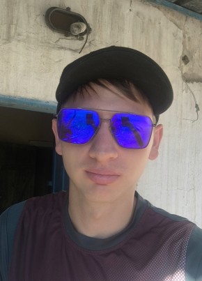 Денис из Теміртау 23 года
