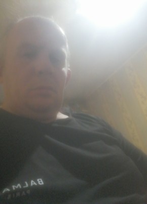 Сергей из Новотроицка 52 года