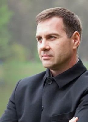 Сергей из Нариманова 42 года