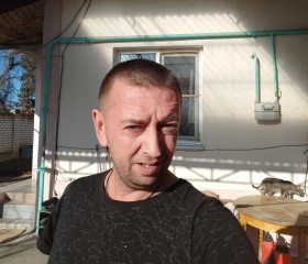Konstantin, 44, Suvorovskaya