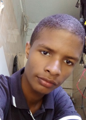 Eric, 20, República de Moçambique, Matola