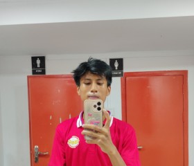 NAKAR, 23, Bago