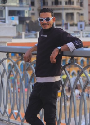ياسر الروش из دمياط 22 года