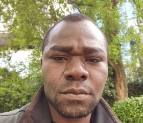 James akissa, 35, Madrid