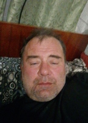 Денис из Майския 19 лет