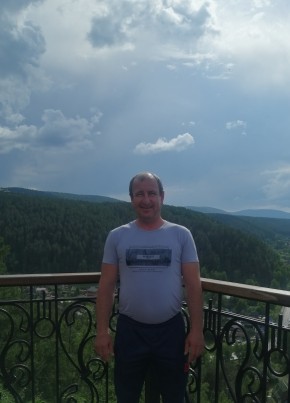 Андрей Харченко, 80, Россия, Покров