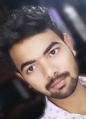 Peter Parker, 21, India, Puri