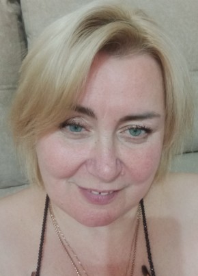 Светлана Леонова из Тольятти 54 года