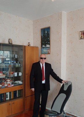 Николай Васильев, 64, Россия, Симферополь
