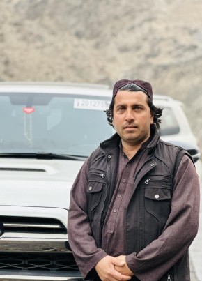 Khan, 31, جمهورئ اسلامئ افغانستان, کابل