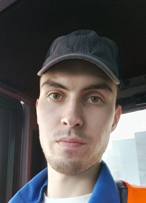 Артём из Старого Оскола 24 года