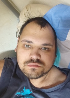 Александр, 31, Россия, Удачный