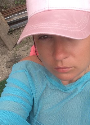 Irenka, 37, Russia, Saint Petersburg