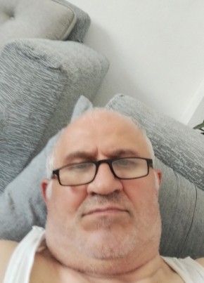Hüseyin из Çay 64 года