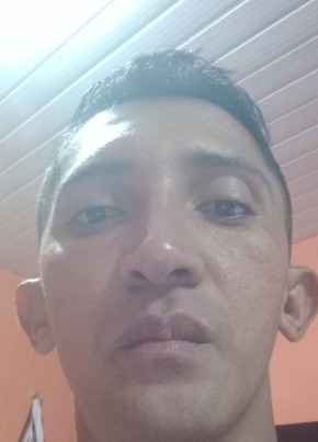 Antonio из Fortaleza 18 лет