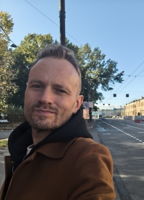 Максим из Санкт-Петербурга 43 года