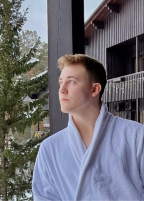 Дмитрий из Бердска 22 года