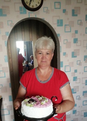 Наташа, 60, Россия, Красное