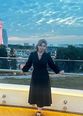 Светлана из Нахабино 49 лет