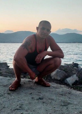 Артем из Невинномысска 43 года
