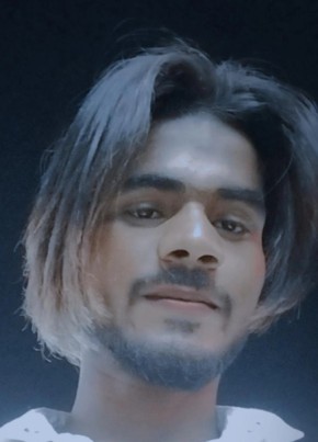 Arjun, 18, India, Kanpur