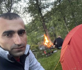 Masis, 29, Yerevan