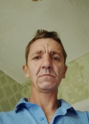 Андрей из Нижней Туры 44 года