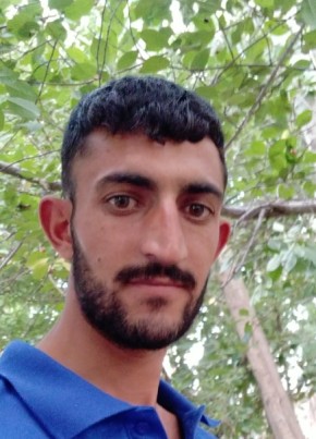 İbrahim, 25, Türkiye Cumhuriyeti, Varto