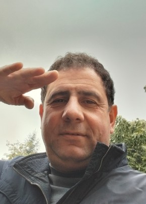 Robert, 44, Lebanon, Beirut