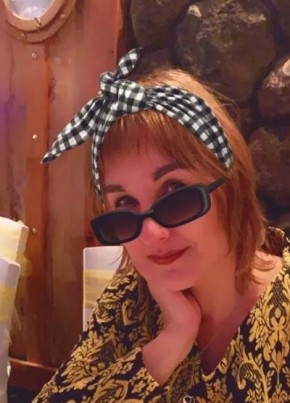 Marina, 48, Russia, Artem
