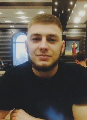 Александр Салаев