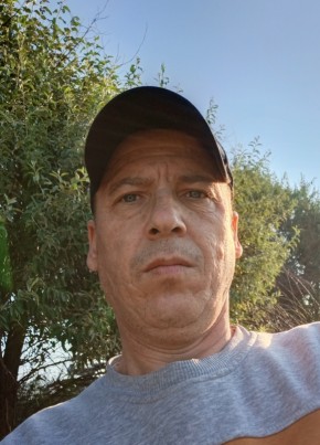 Александр из Котельниково 42 года