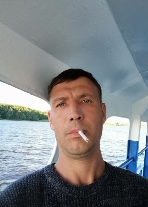 Иван, 40, Россия, Оренбург