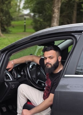 Sabri из Brussel 24 года