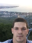 Илья, 24 года