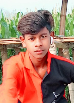 Rajiv Kumar Raje, 19, India, Banmankhi