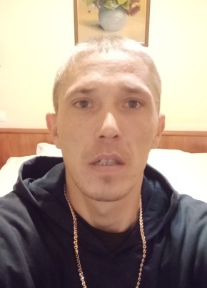 Александр, 35, Россия, Елизово