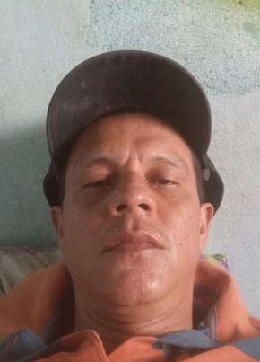 Andres из Ibagué 39 лет