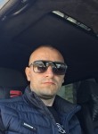 Ali, 37, Coventry