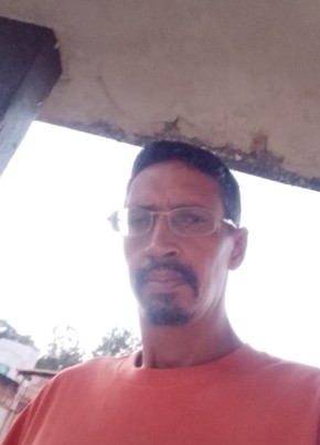 Sandro из Contagem 44 года