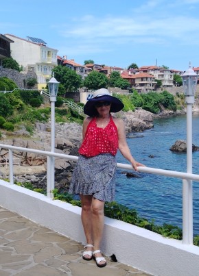 Olga из Бургаса 64 года