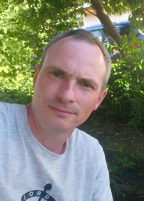 Aleksey, 40, Russia, Bugulma
