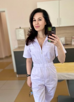 Яна из Новосибирска 45 лет