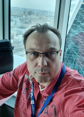 Андрей из Москвы 44 года