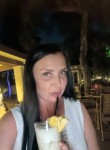 Olga, 40, Moscow