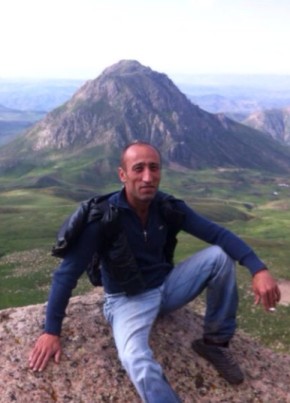 Erkan, 50, Türkiye Cumhuriyeti, Karakoçan