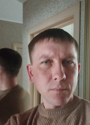 Павел П., 40, Россия, Смирных