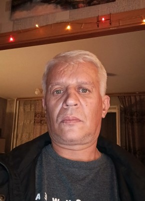 Игорь из Красноярска 47 лет