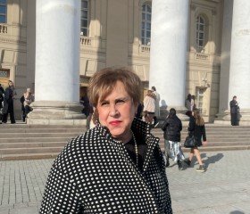 Olga, 60, Moscow