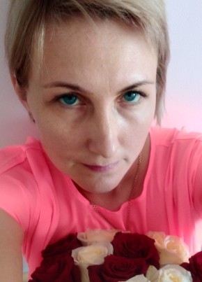 Ольга, 40, Россия, Варна